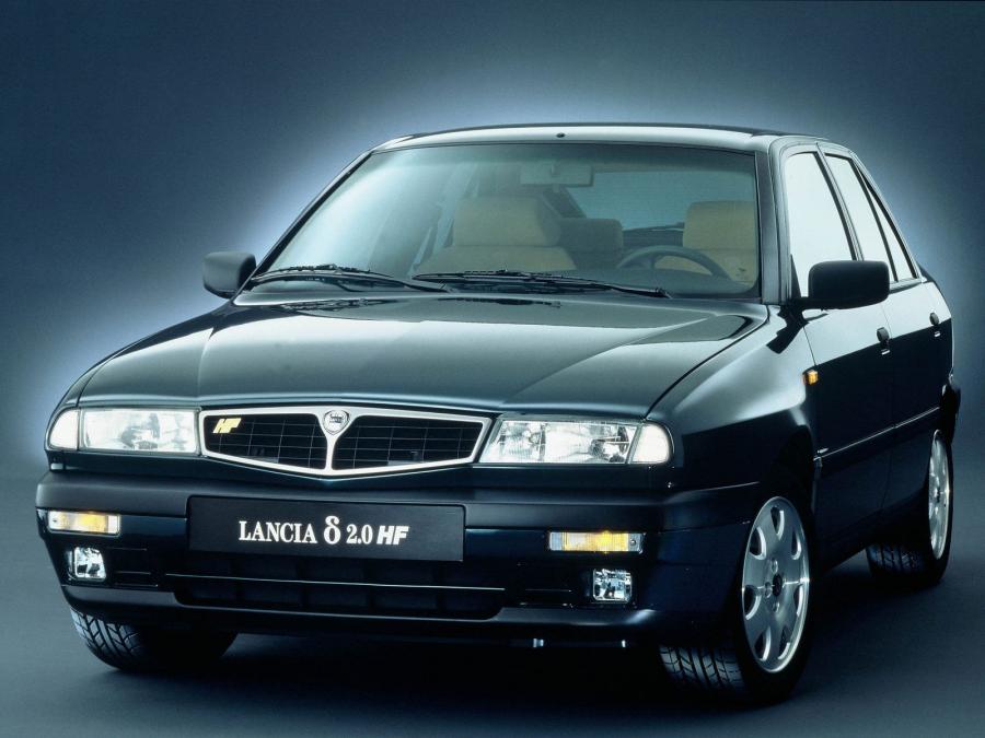  Lancia Delta 2.0 16v HF Turbo 1993 года  (фото 1 из 6)